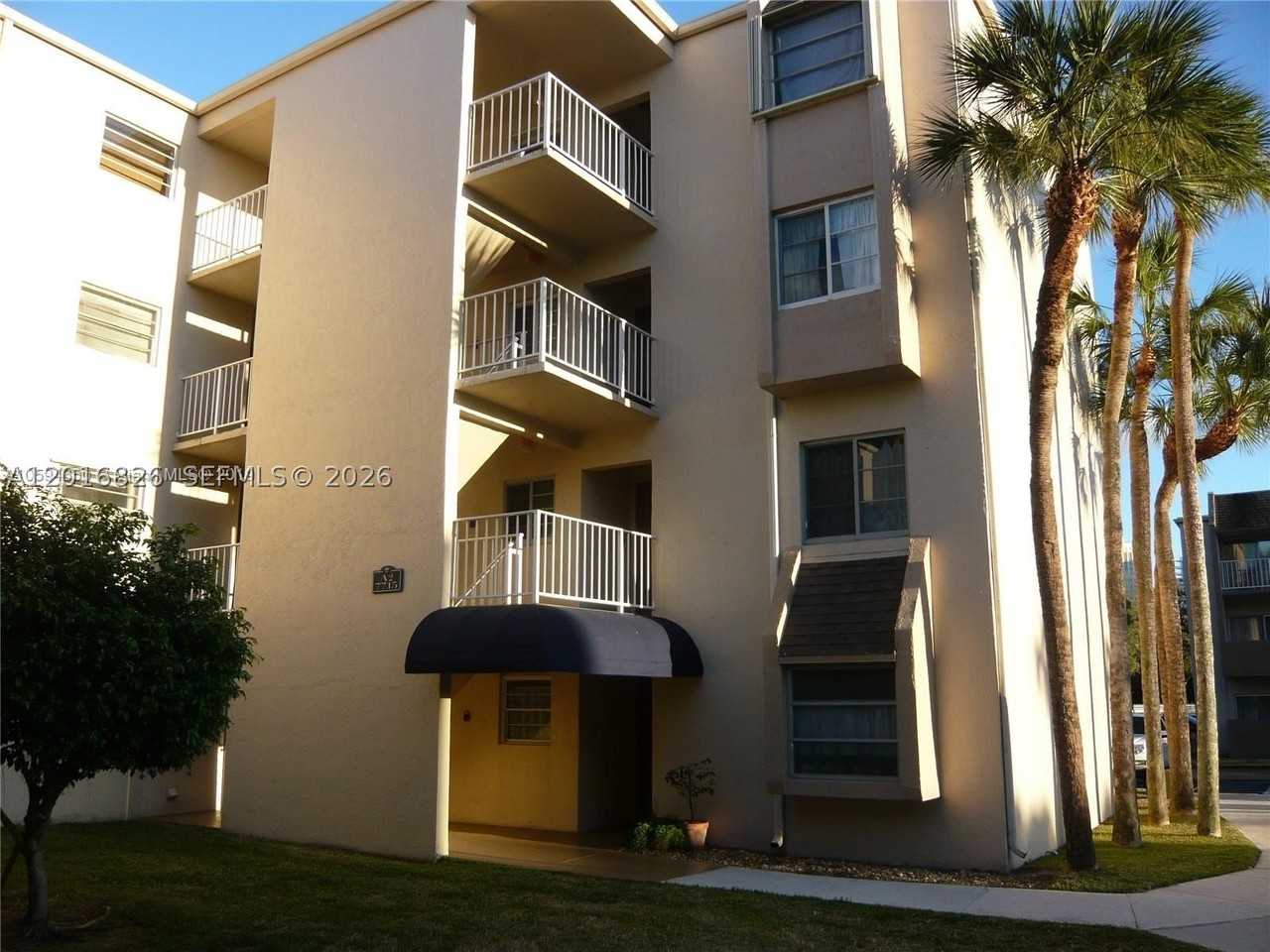 7715 Sw 86th St - Photo 2 of 12