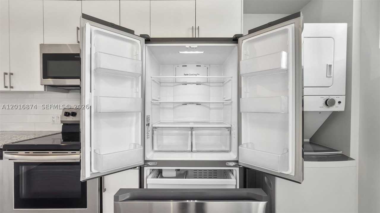 1536 Nw 15th Ave #206 - Photo 4 of 29