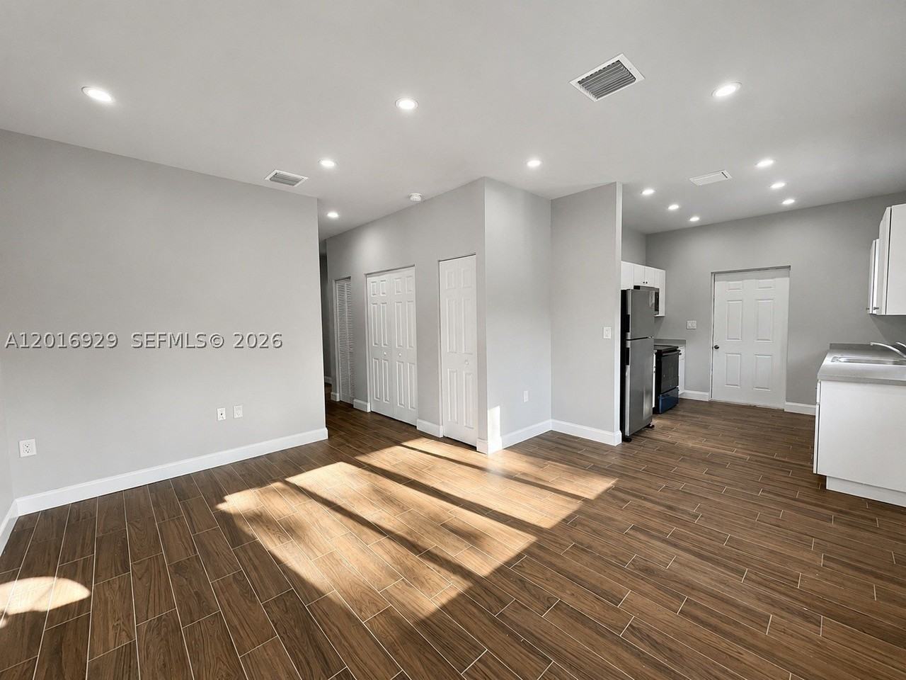 4721 Nw 15th Ct #1 - Photo 3 of 11