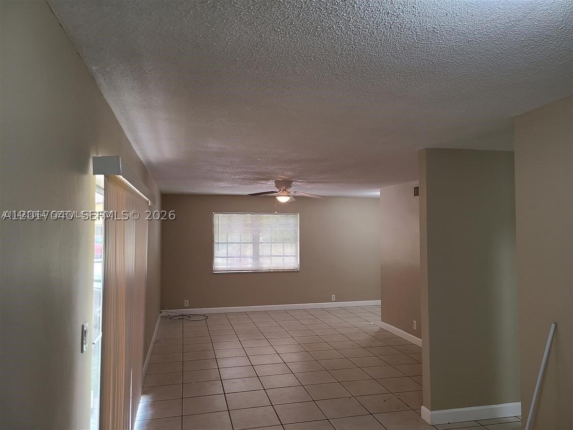 2713 Nw 47th Ter #504 - Photo 5 of 13