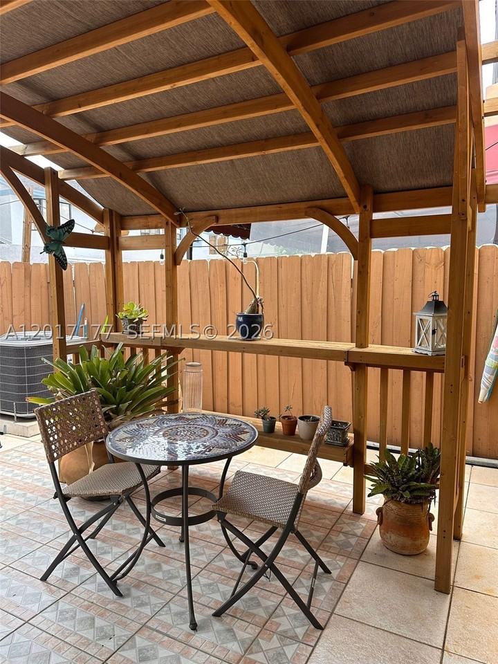 1595 Sw 122nd Ave #4-5 - Photo 7 of 11