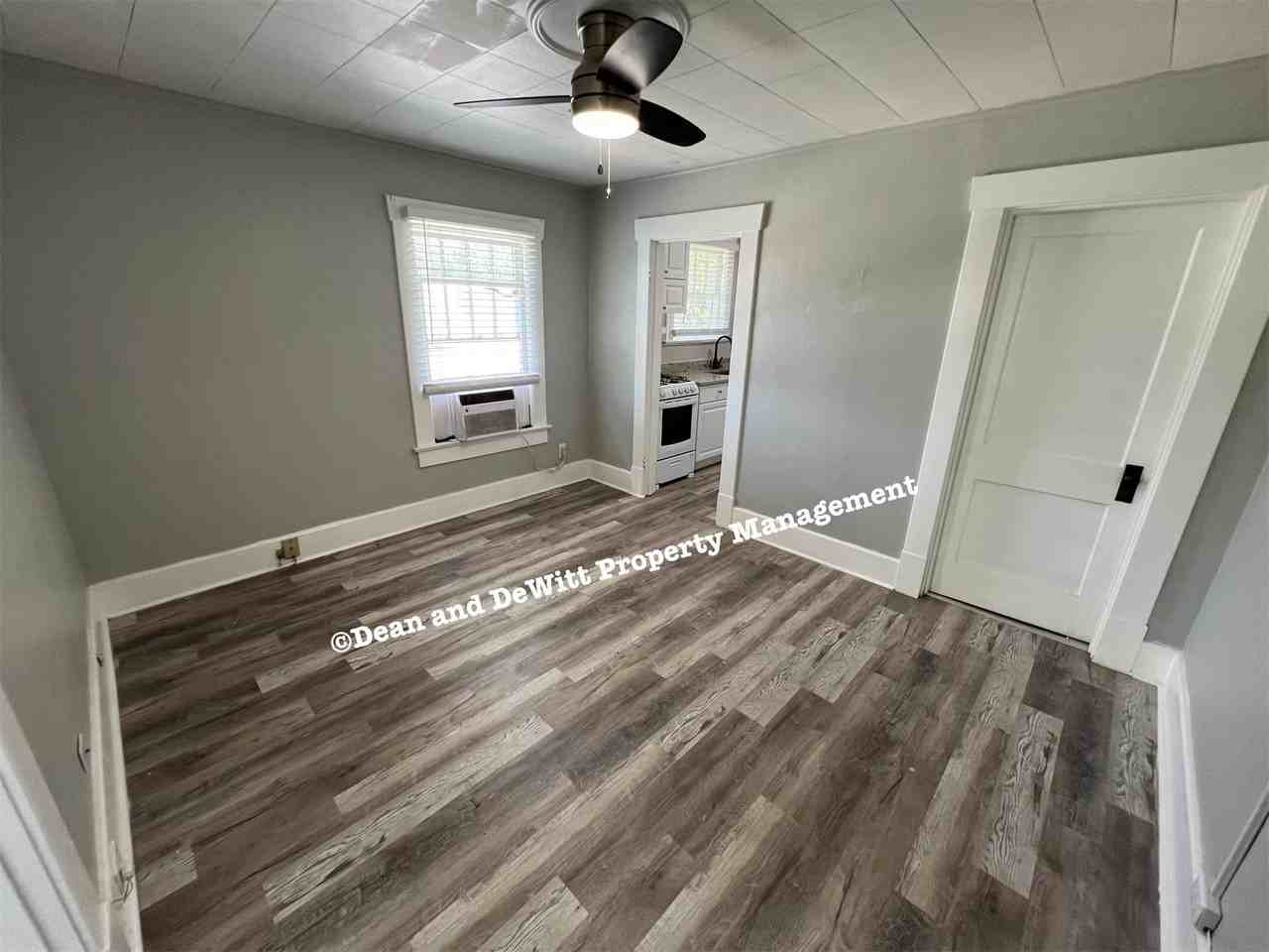 932 10th St N #3 - Photo 6 of 16