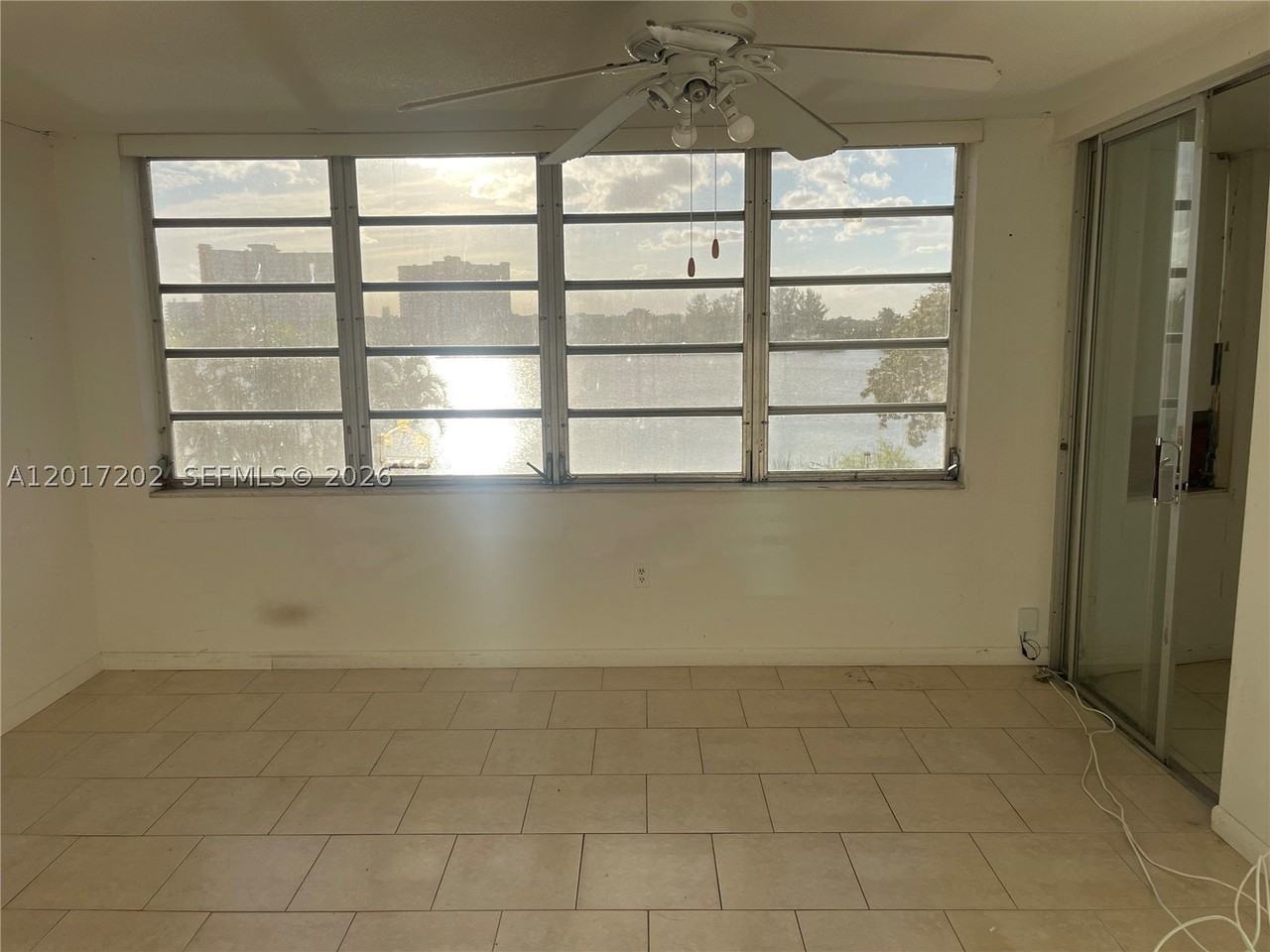 1660 Ne 191st St #313-1 - Photo 5 of 17