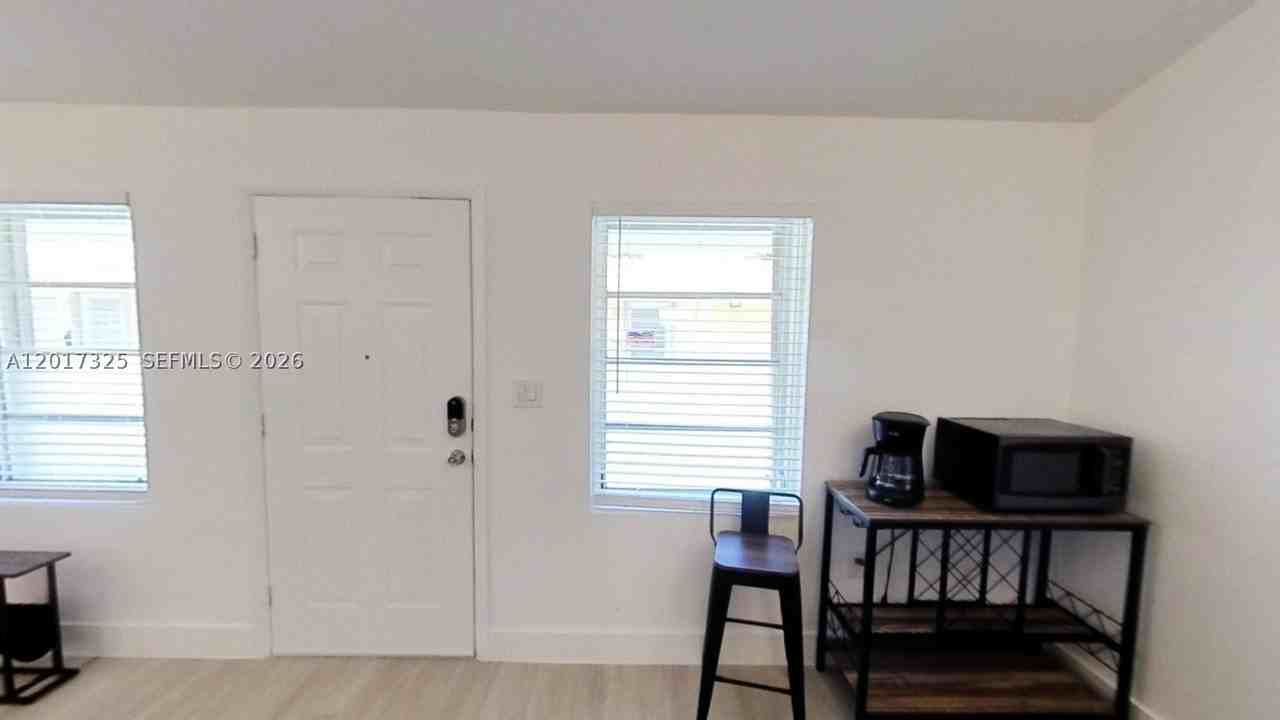 840 Sw 7th St #852 - Photo 4 of 13
