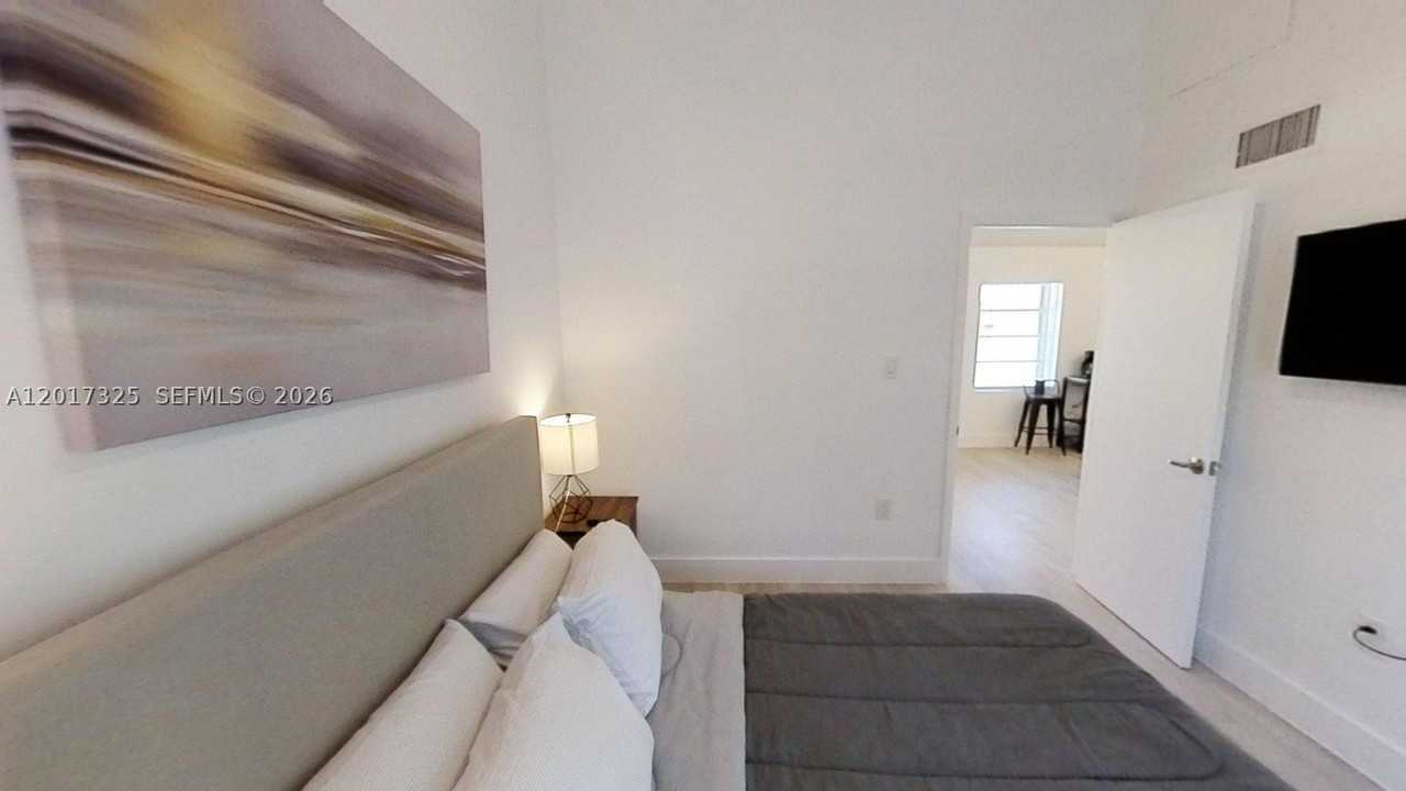 840 Sw 7th St #852 - Photo 6 of 13