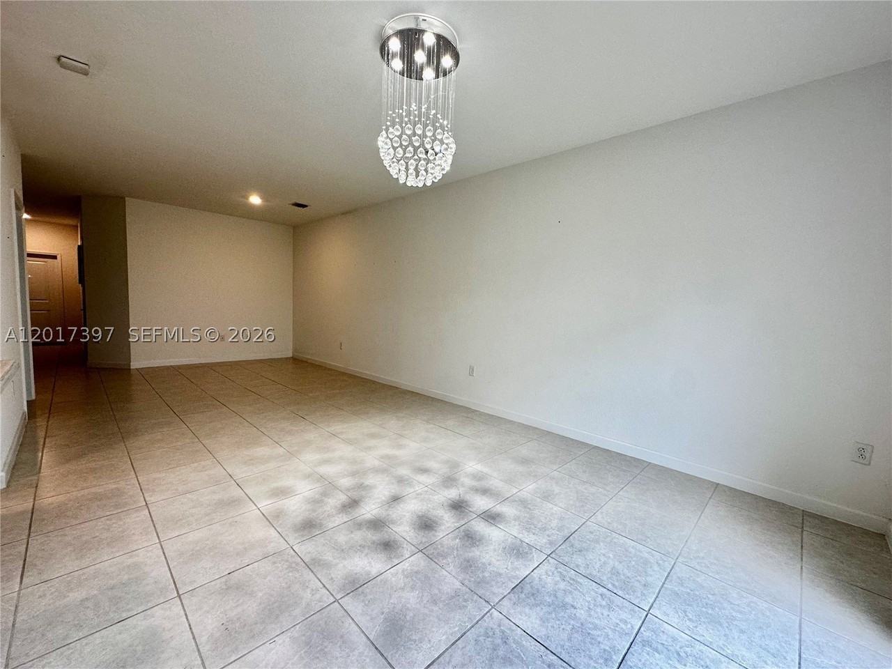 2685 Se 13th Ct - Photo 5 of 23
