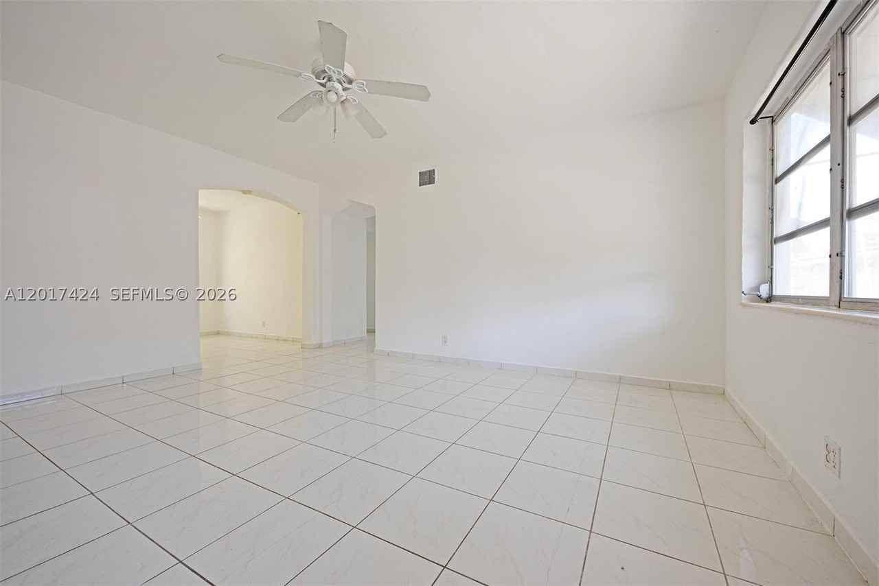 1735 Marseille Dr #2 - Photo 3 of 22