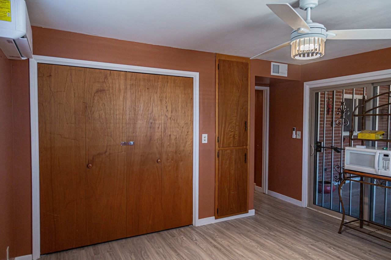 1334 W Schafer Dr #1 - Photo 2 of 11