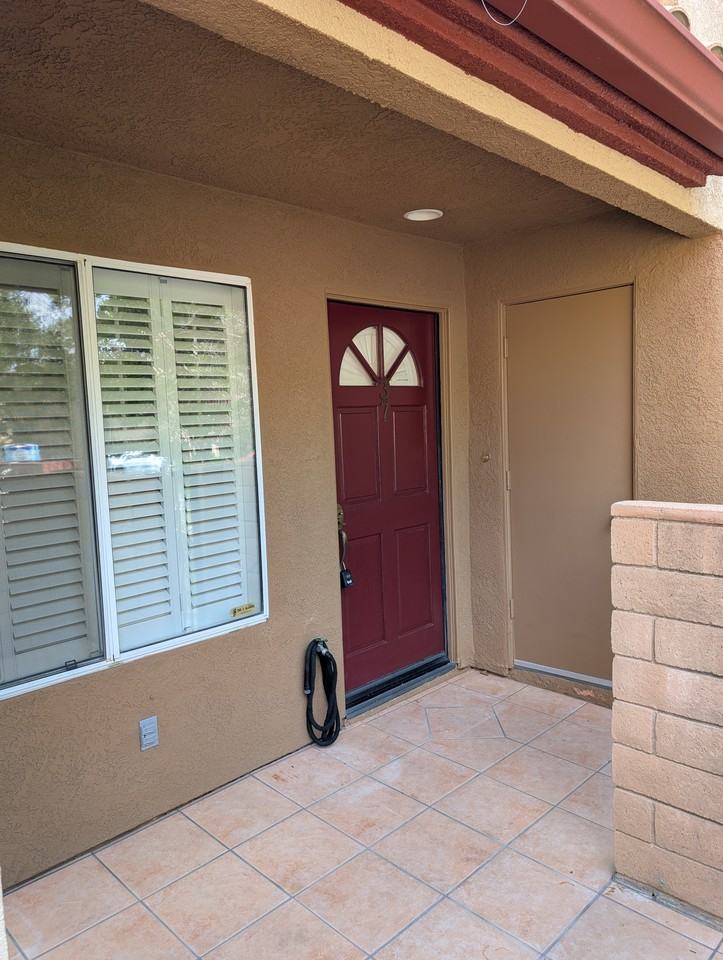 22649 Copper Hill Dr - Photo 3 of 27