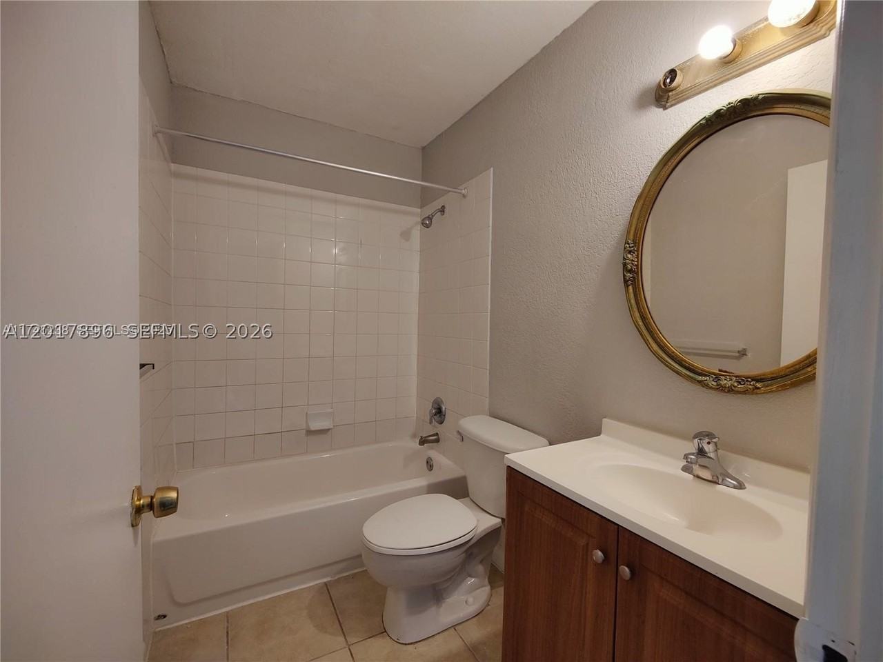4719 Nw 9th Dr #4719 - Photo 5 of 14