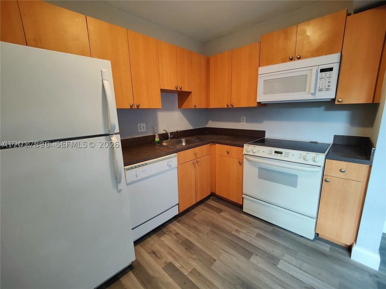 4719 Nw 9th Dr #4719 - Photo 6 of 14
