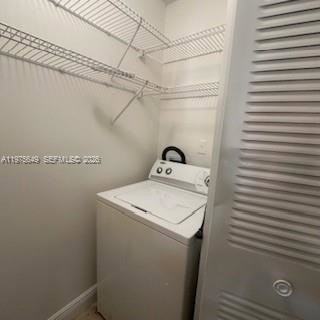 1229 Sw 46th Ave - Photo 2 of 8