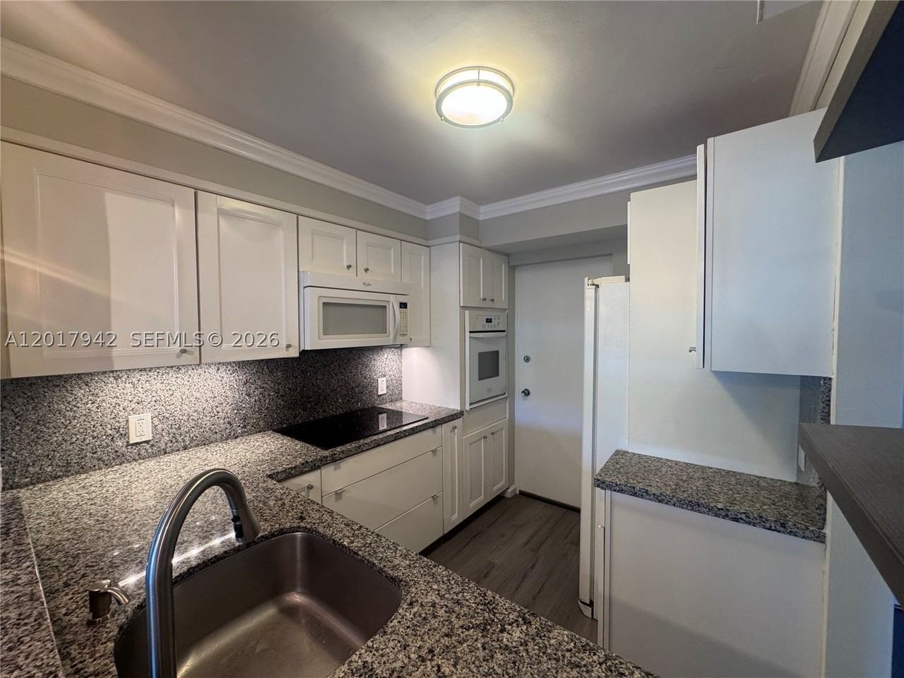 1000 River Reach Dr #302 - Photo 5 of 29