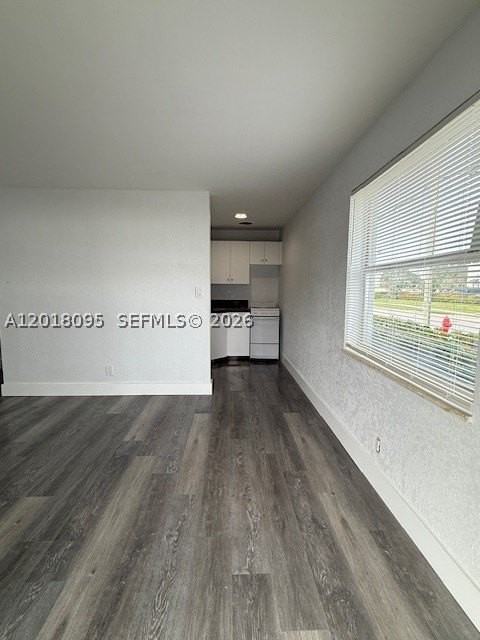 2880 Sw 1st St #4 - Photo 2 of 7