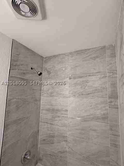 2880 Sw 1st St #4 - Photo 6 of 7