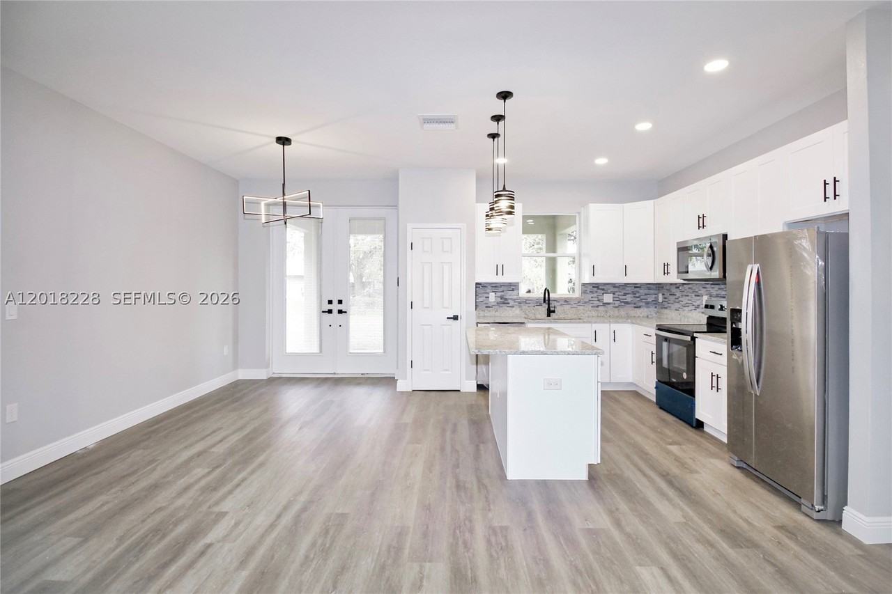 4510 4510 Boabadilla Ave - Photo 6 of 29