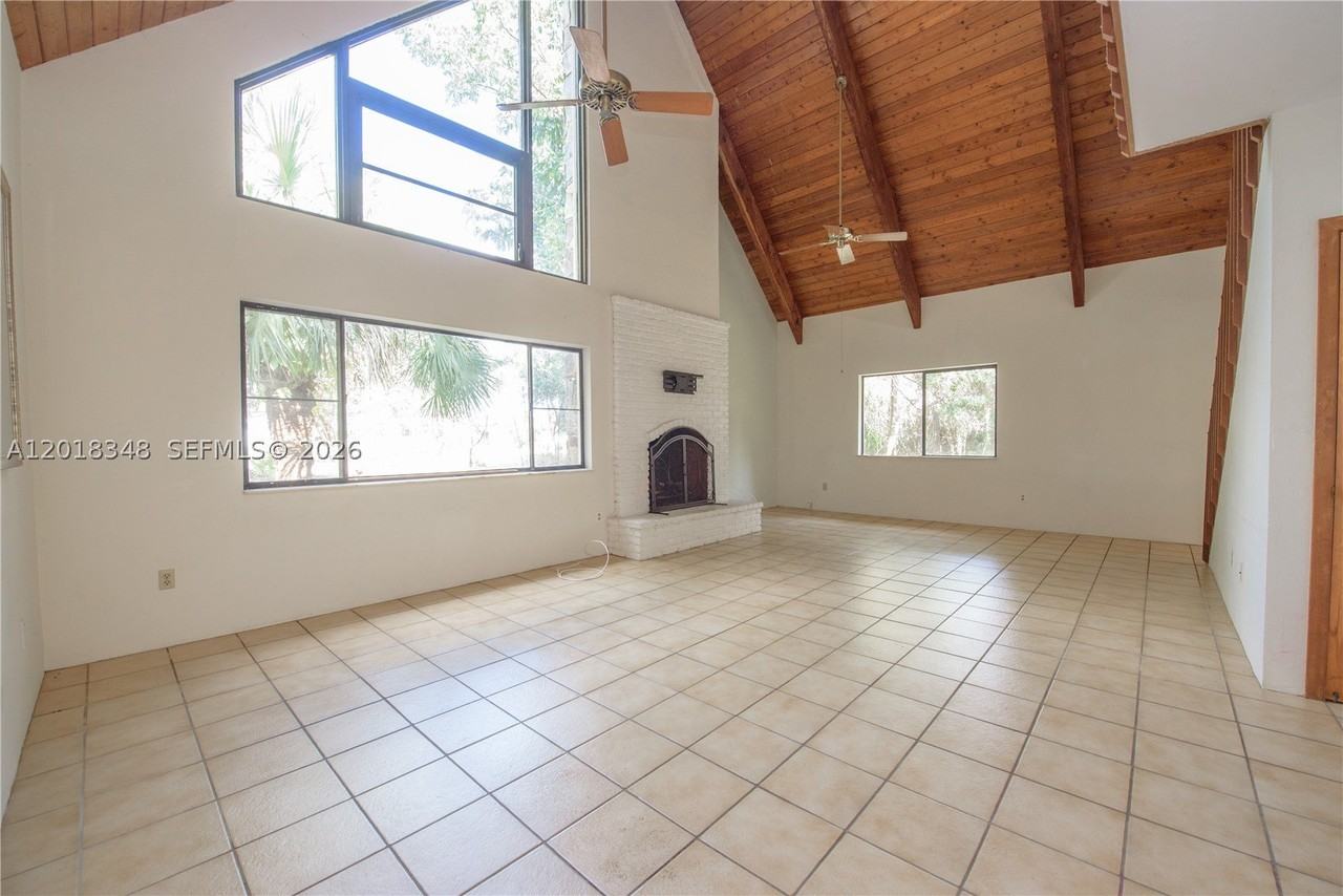 31020 Sw 193rd Ave #A - Photo 4 of 26