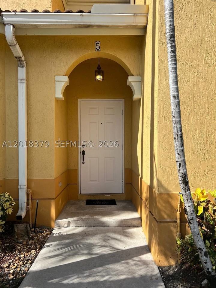 10777 Nw 84th Ln #5-42 - Photo 3 of 28