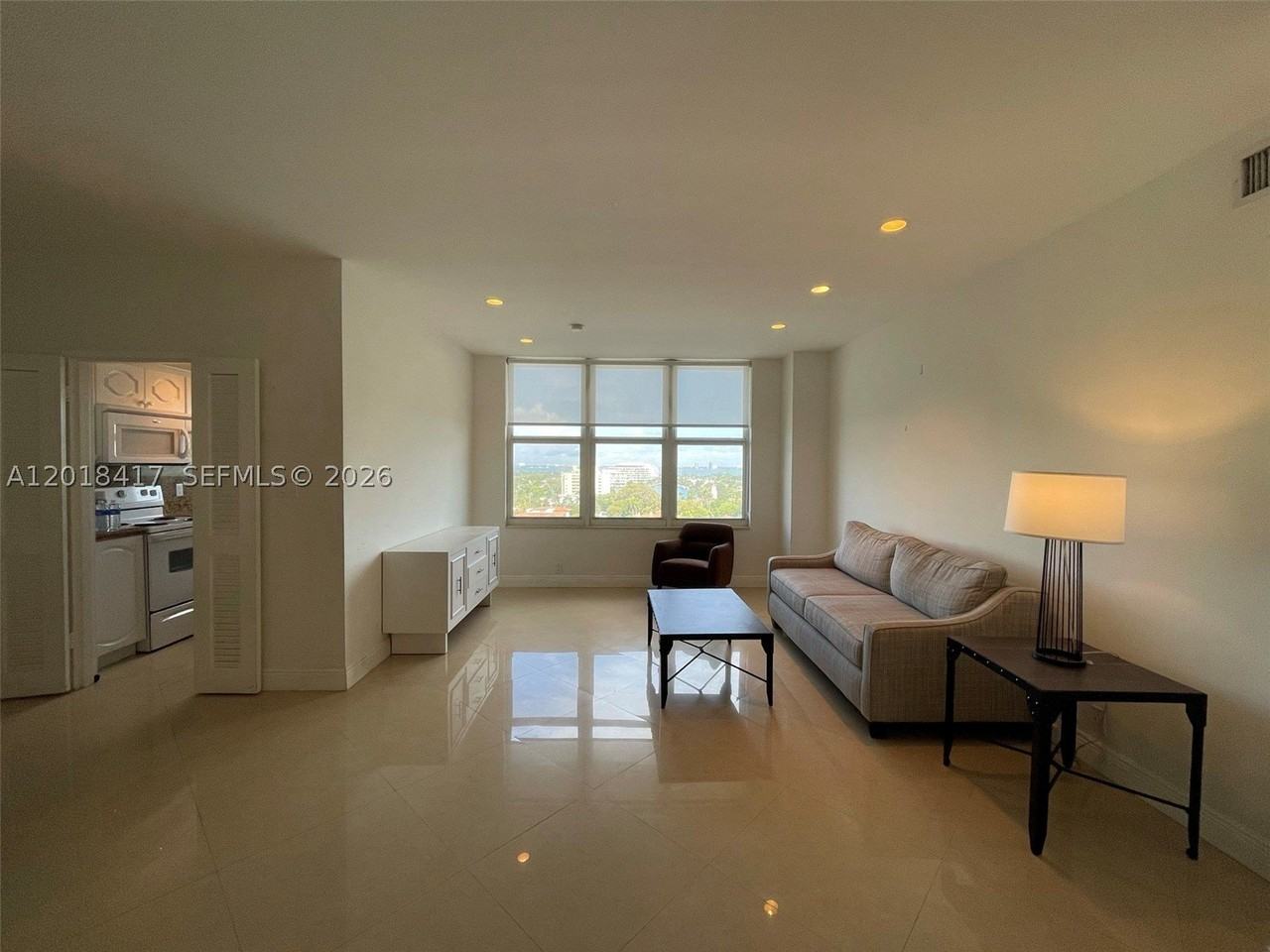 4747 Collins Ave #1102 - Photo 2 of 10