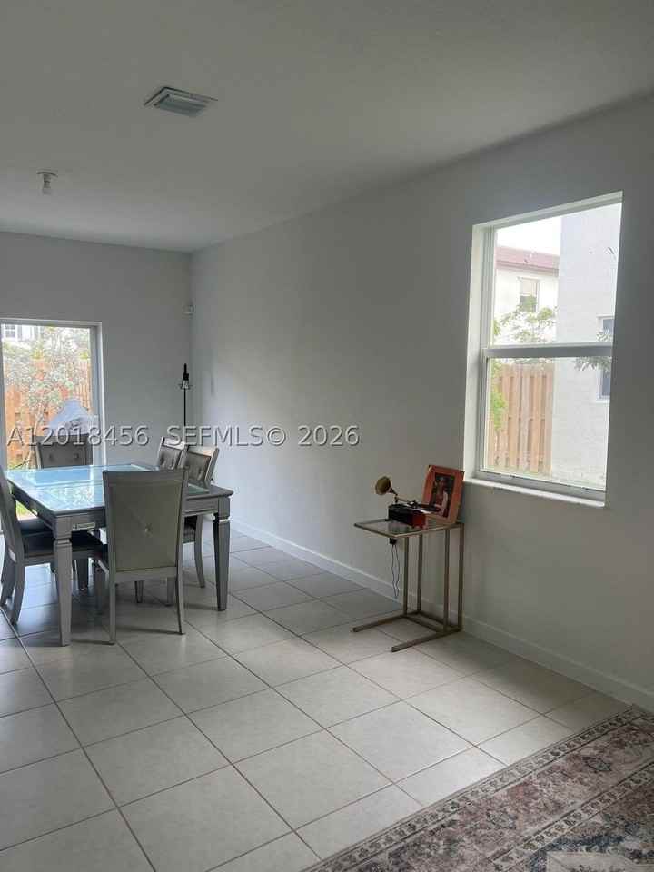 12645 Nw 24th Ave - Photo 4 of 16