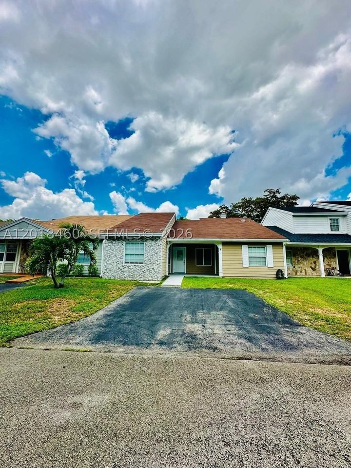 14530 Sw 142nd Court Cir - Photo 2 of 26