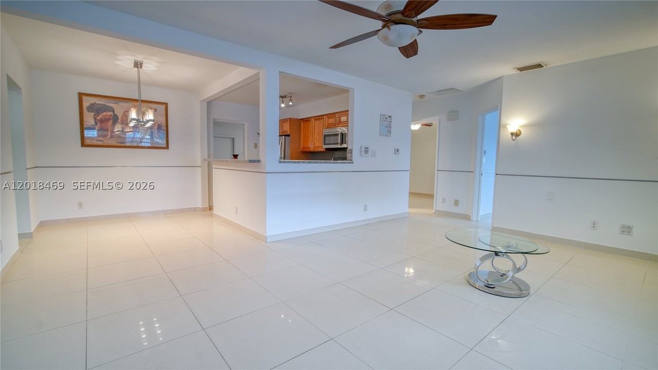 1520 N Andrews Ave - Photo 5 of 19