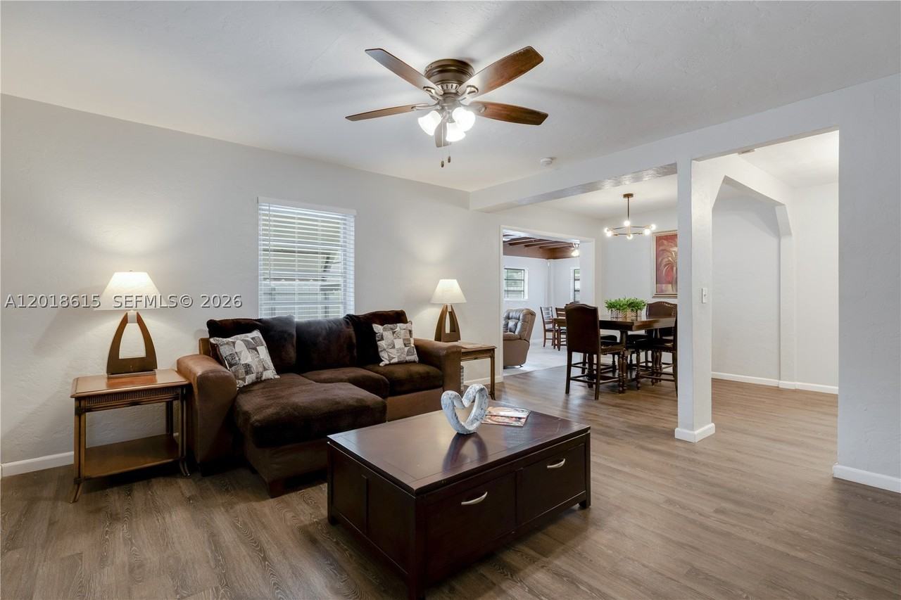6531 Sw 57th Pl - Photo 5 of 25