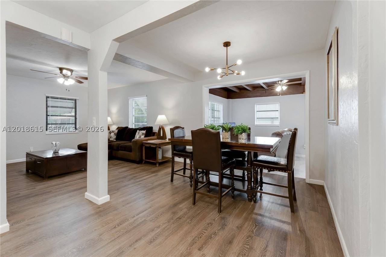 6531 Sw 57th Pl - Photo 7 of 25