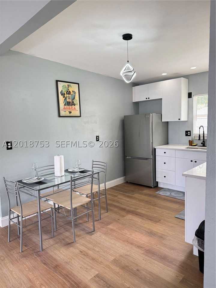 414 N 60th Way #2 - Photo 5 of 25