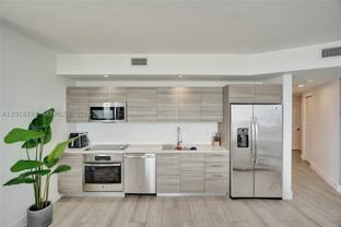 121 Ne 34th St #2809 - Photo 1 of 1