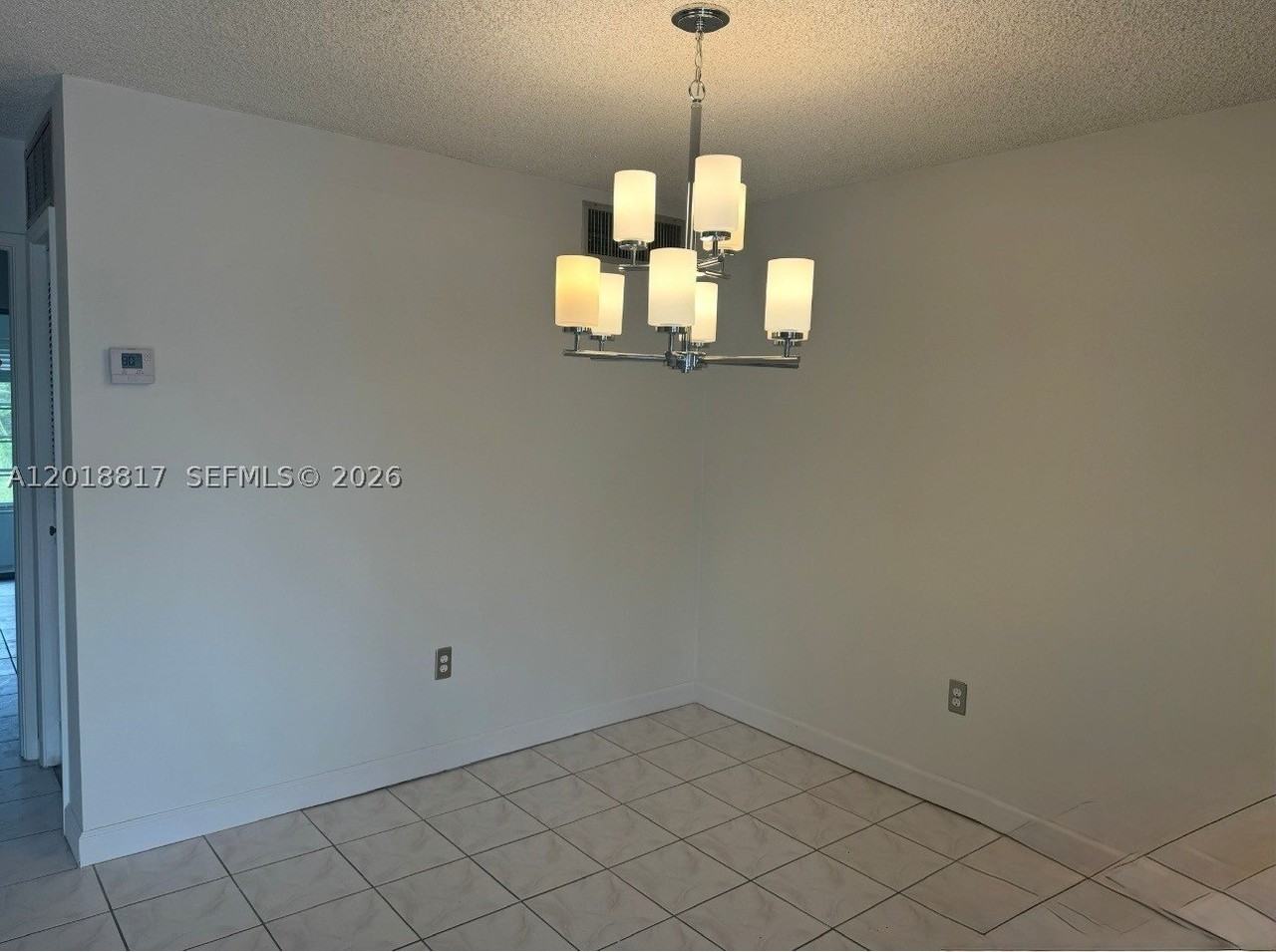 20320 Ne 2nd Ave #12 - Photo 6 of 10