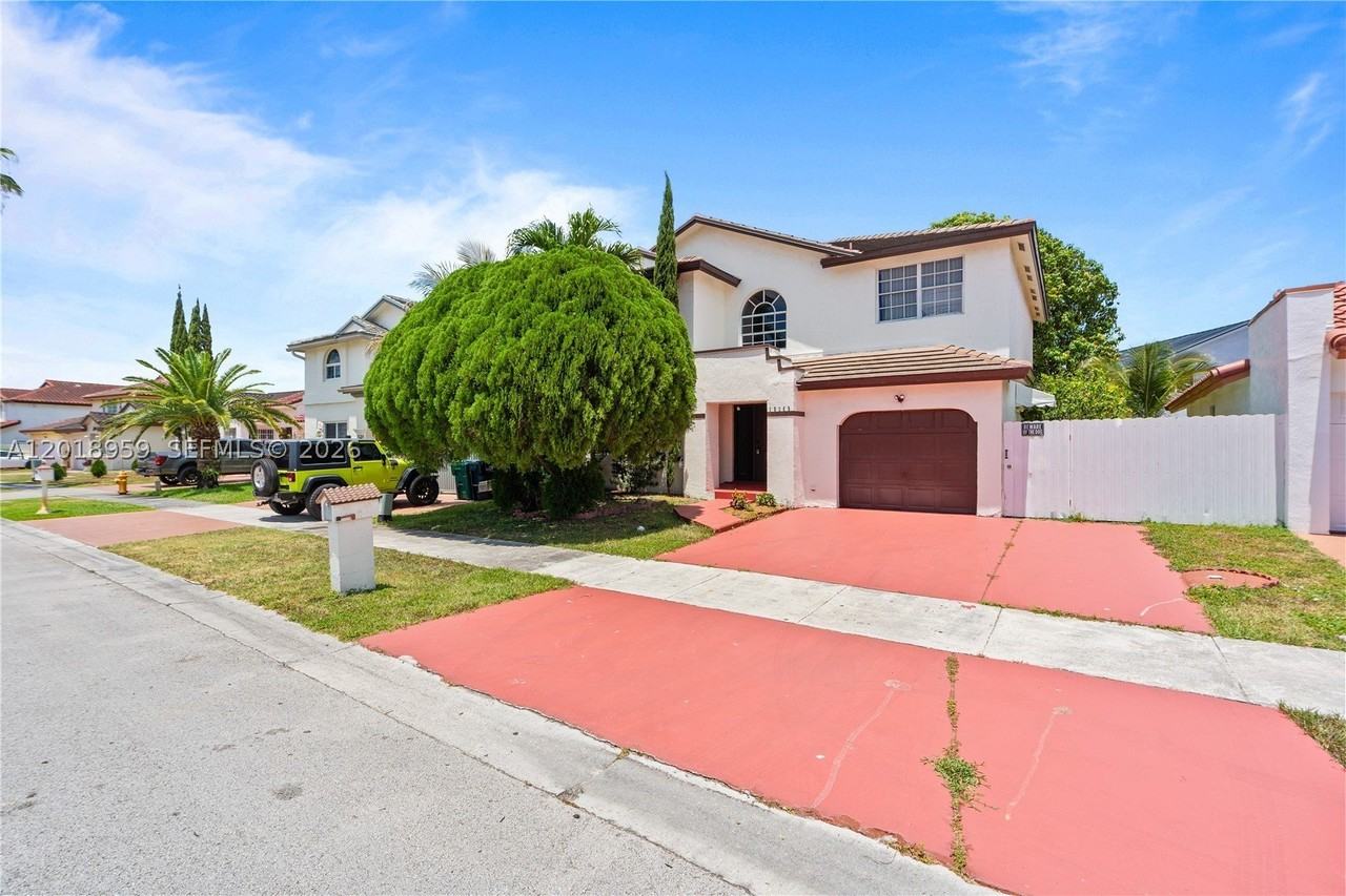15345 Sw 63rd Ter - Photo 4 of 50