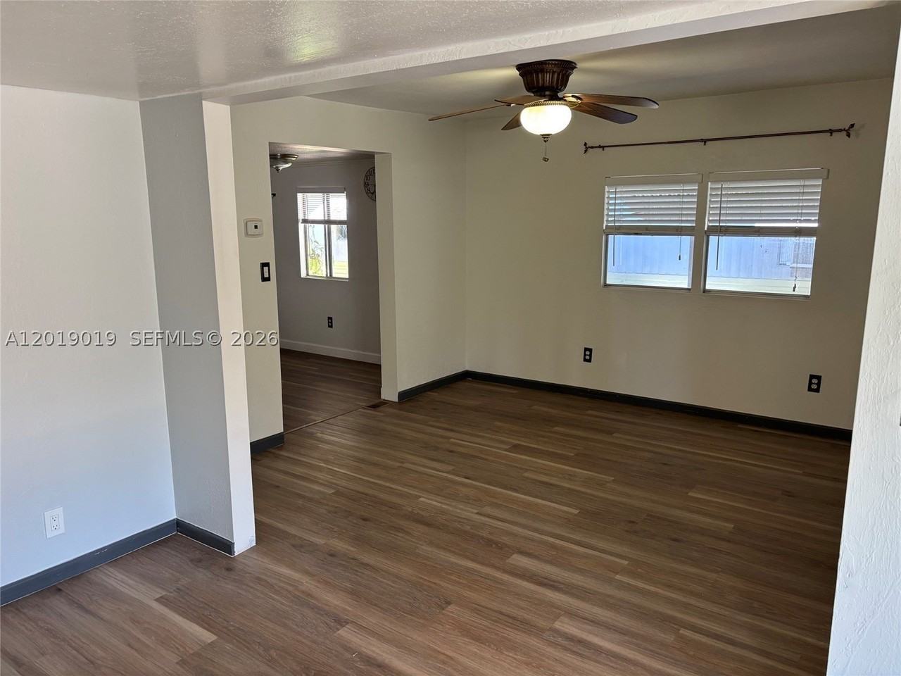 2939 W Marina Dr - Photo 4 of 18