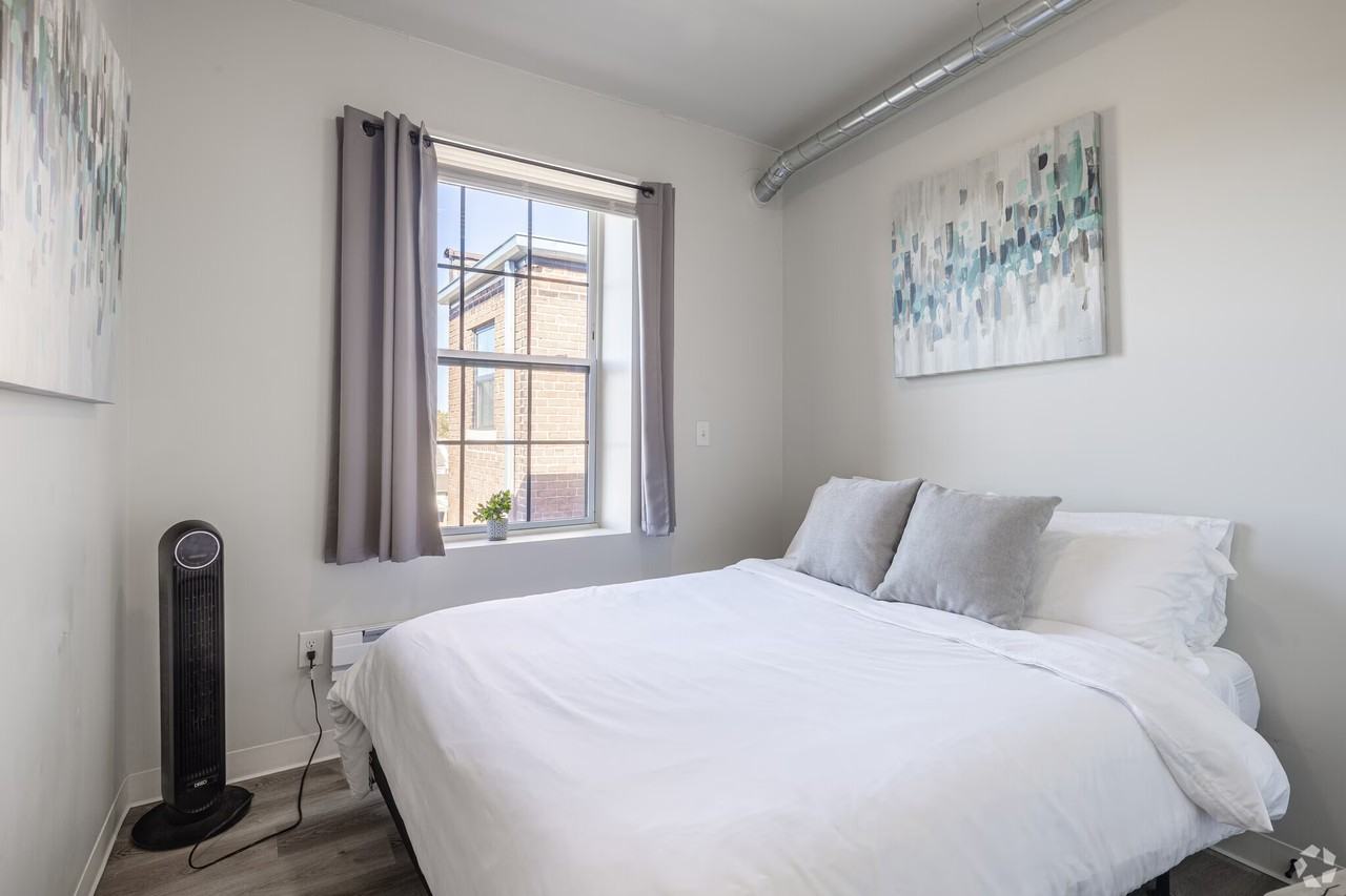 1800 W Bethune St #105 - Photo 4 of 29