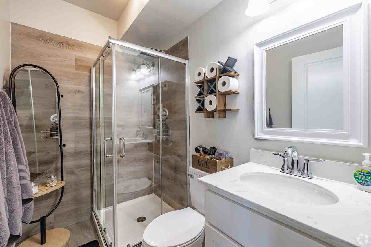 1800 W Bethune St #105 - Photo 5 of 29
