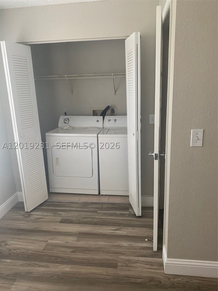 701 Vista Isles Dr #1624 - Photo 4 of 12