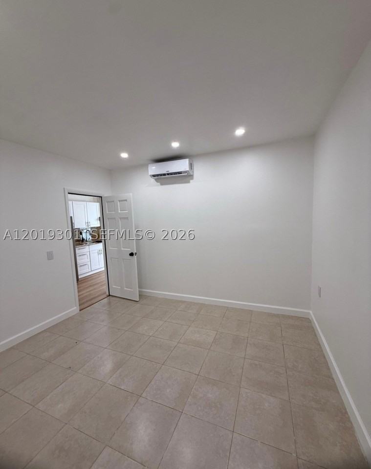25948 Sw 132nd Ave #1 - Photo 5 of 6