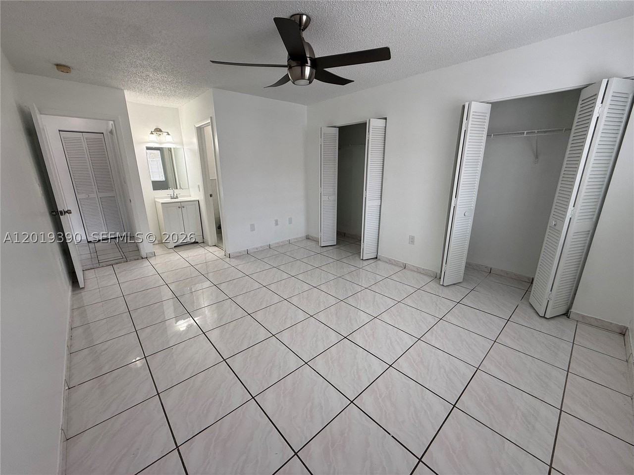 10101 W Okeechobee Rd #9202 - Photo 4 of 19