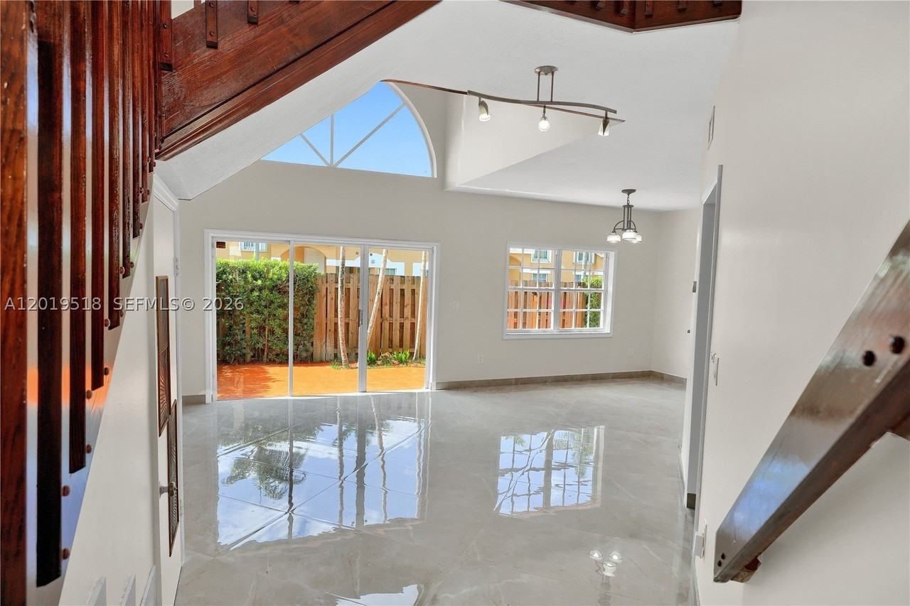 14245 Sw 57th Ln #9-5 - Photo 6 of 26