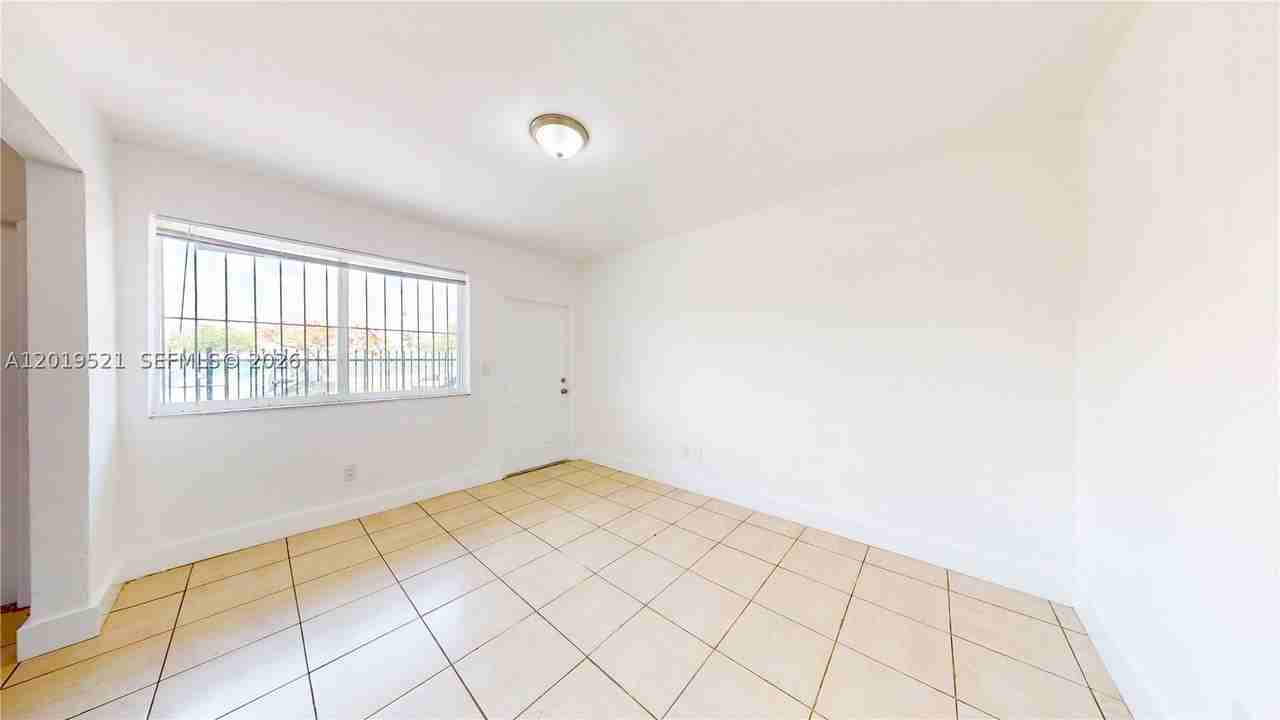 1190 Nw 65th St #2 - Photo 3 of 16