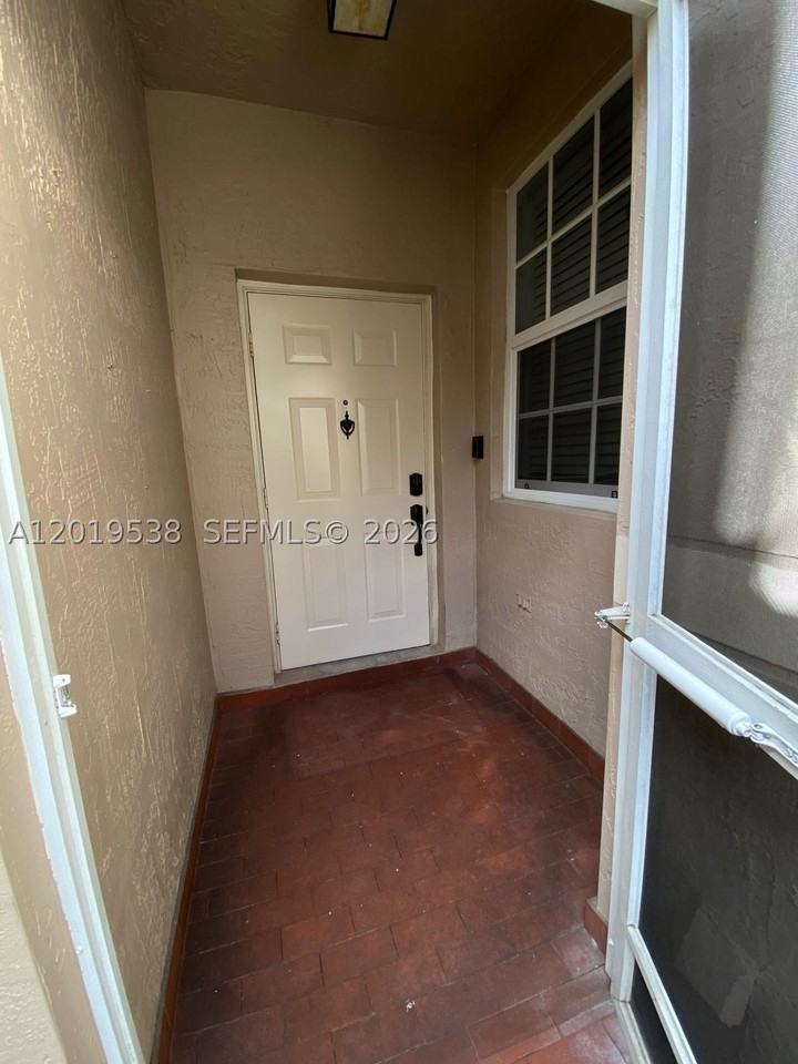 2041 Pompeii Ct #2014 - Photo 3 of 44