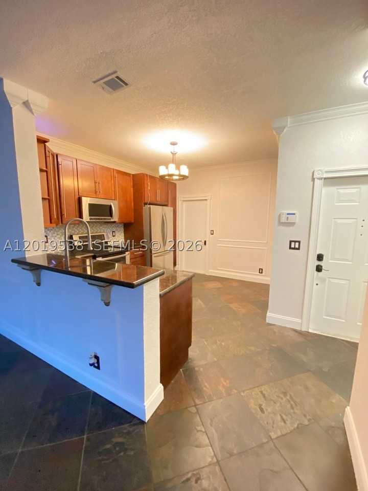 2041 Pompeii Ct #2014 - Photo 4 of 44