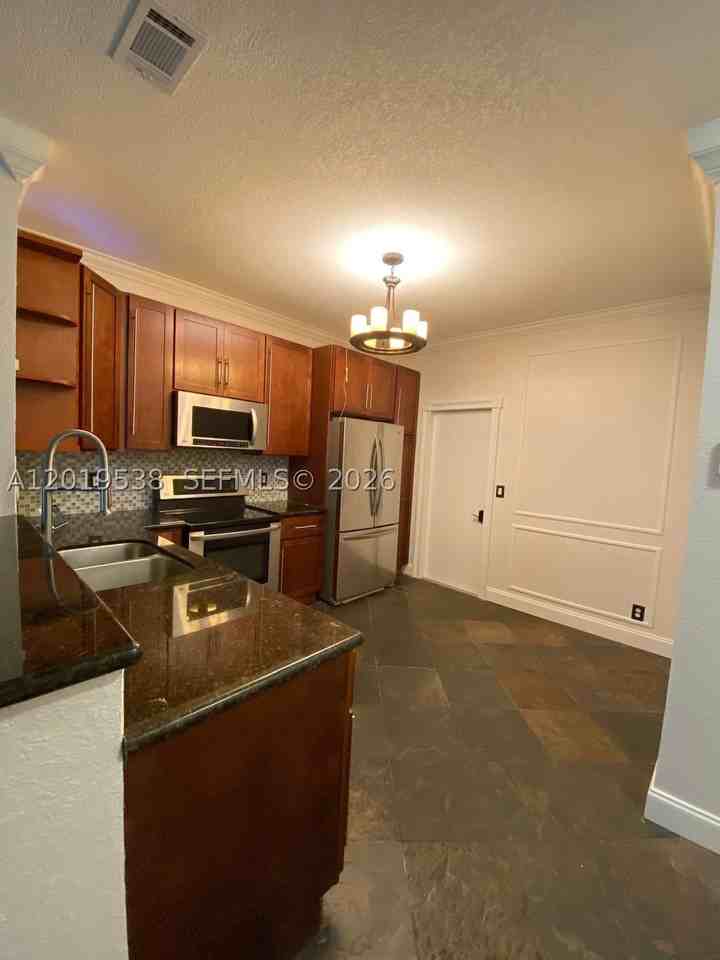 2041 Pompeii Ct #2014 - Photo 7 of 44