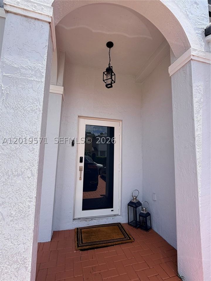 13361 Sw 143rd Ter #0 - Photo 3 of 48