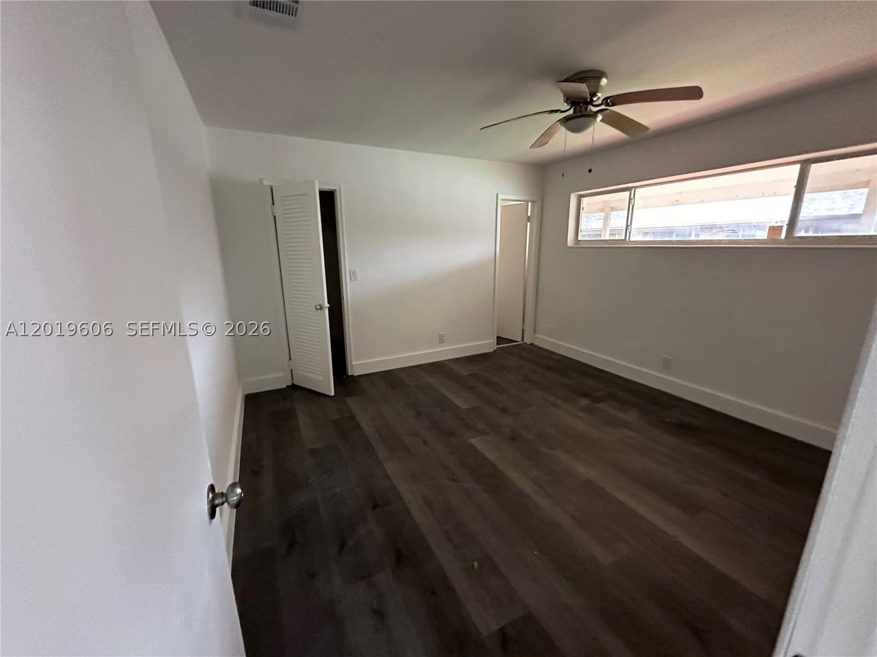 117 Se 2nd Ave #1 - Photo 5 of 10