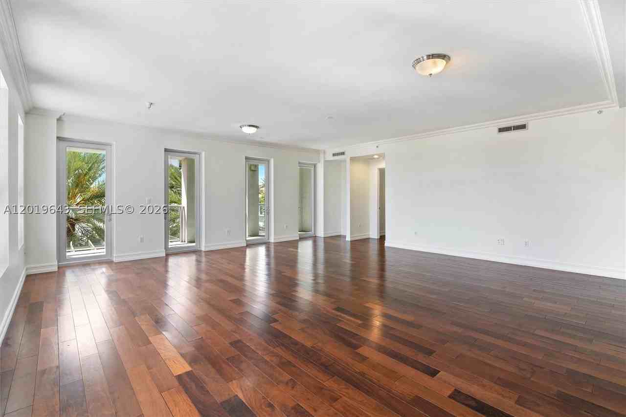 455 E Palmetto Park Rd #3 - Photo 3 of 31