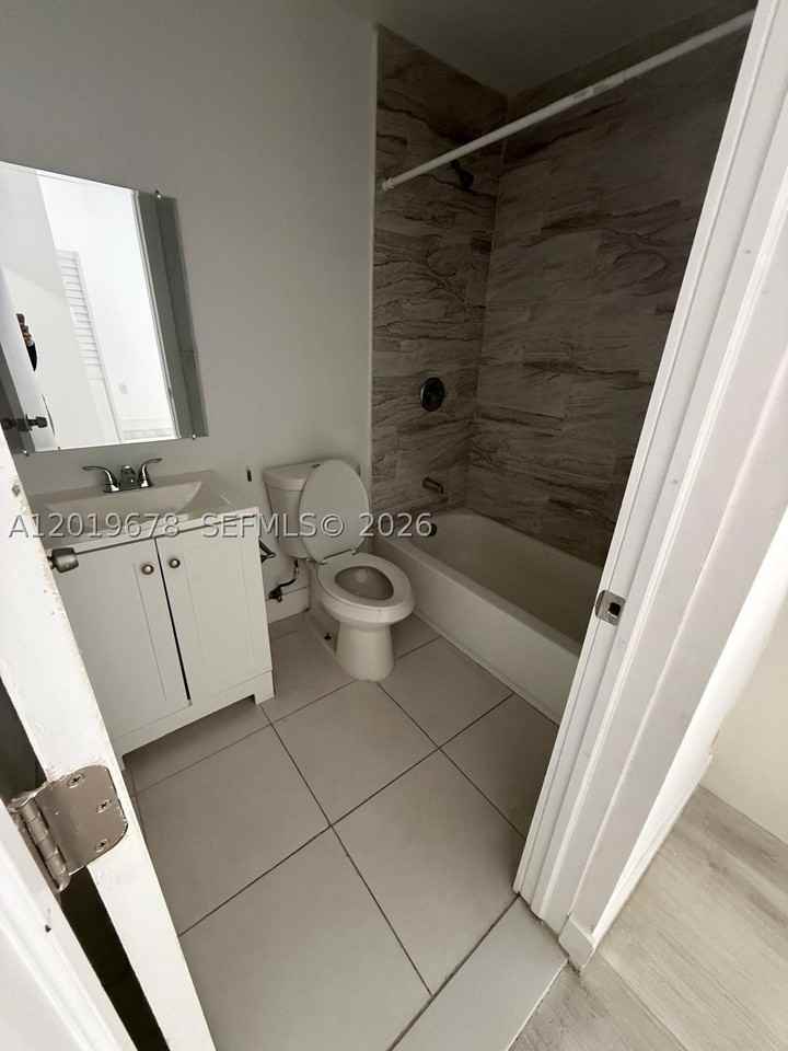 75 Glen Royal Pkwy #3 - Photo 4 of 4