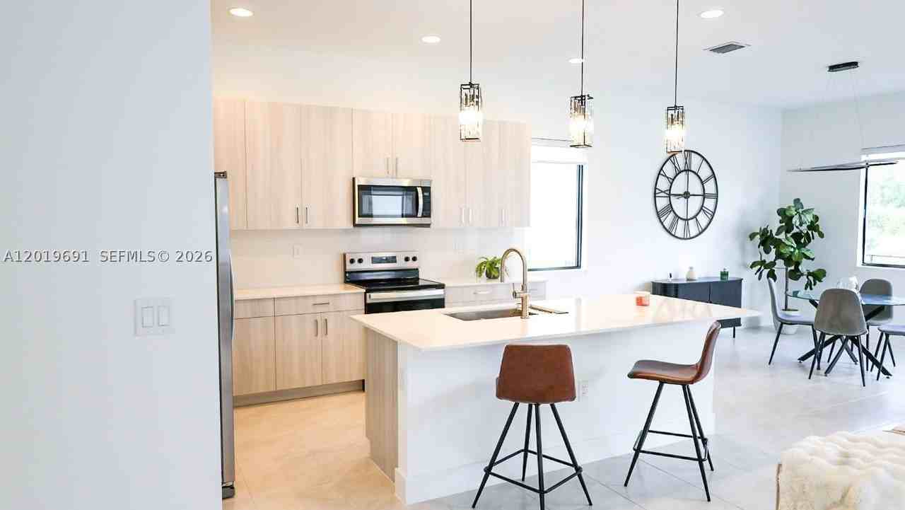 5868 Agostino Way - Photo 4 of 38