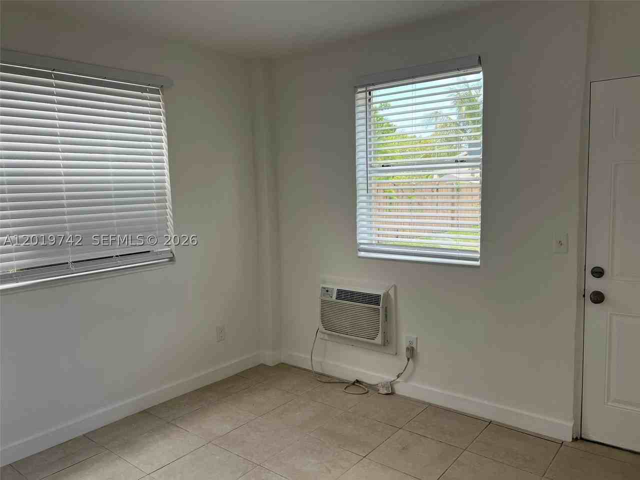 4245 Nw 24th Ave #1 - Photo 4 of 17