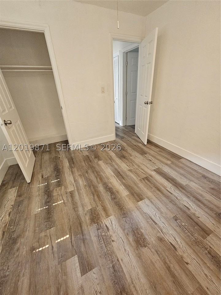2030 Taylor St #2030 - Photo 5 of 19